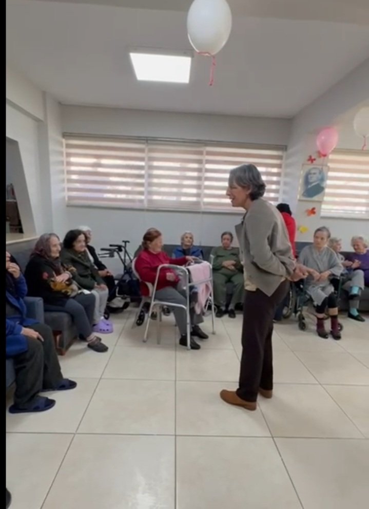 8 mart Gure huzurevi ziyareti